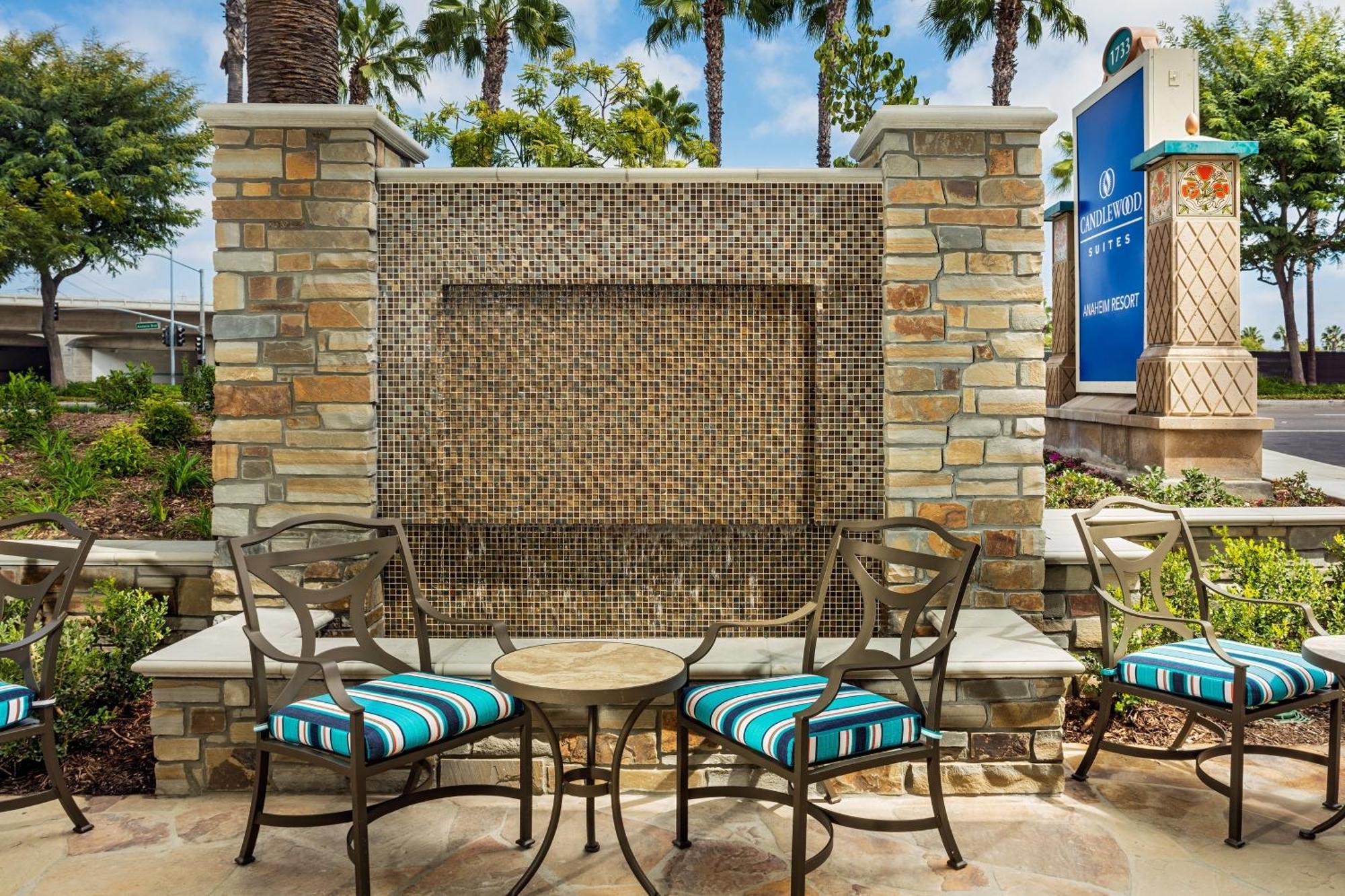 Candlewood Suites Anaheim - Resort Area By Ihg Exterior foto