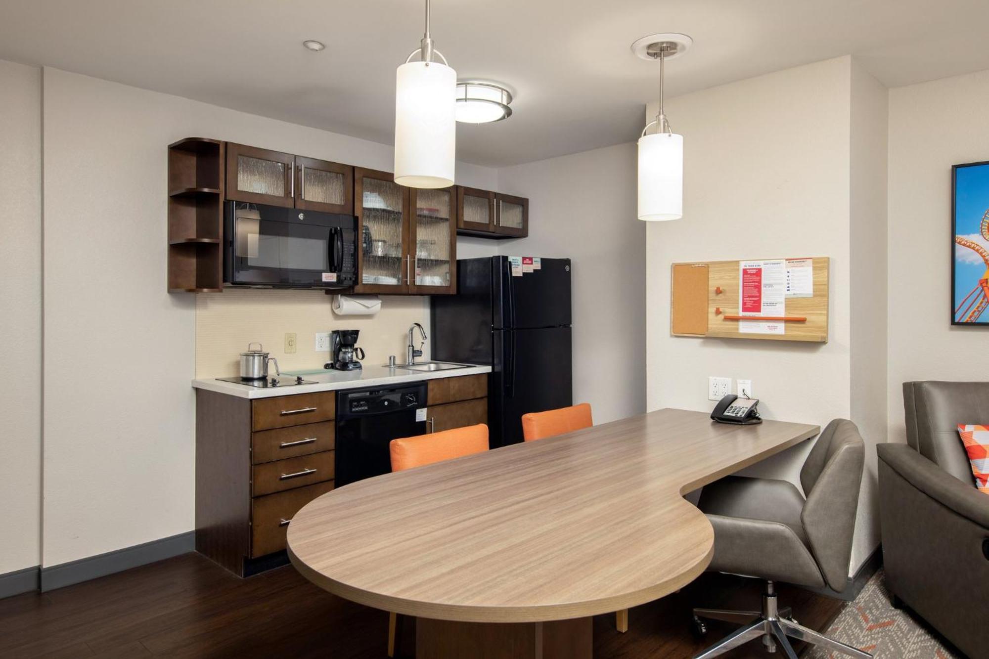 Candlewood Suites Anaheim - Resort Area By Ihg Exterior foto