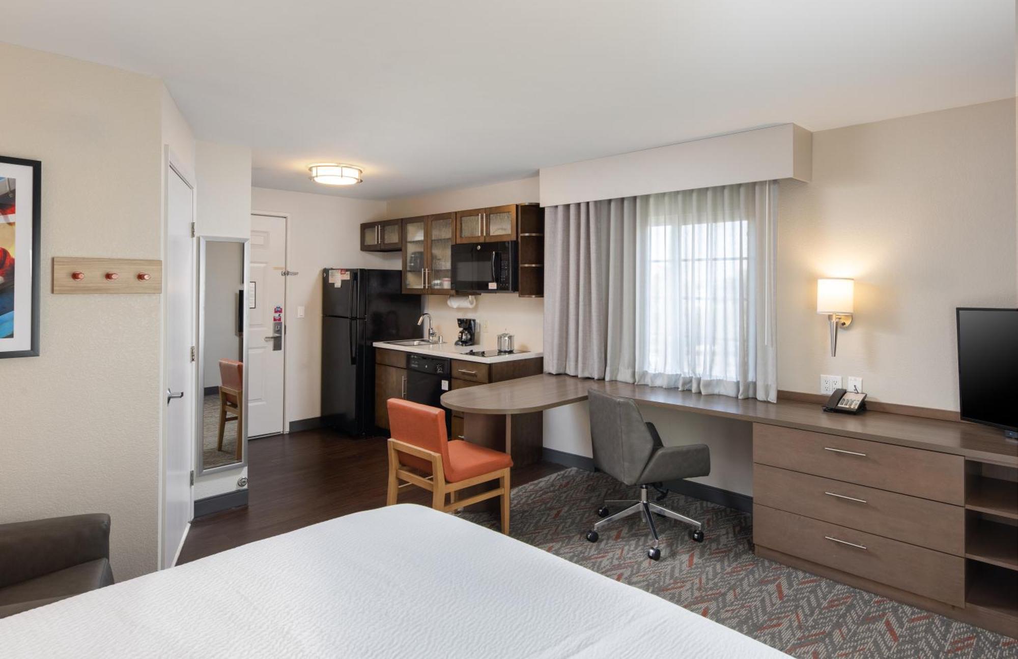 Candlewood Suites Anaheim - Resort Area By Ihg Exterior foto