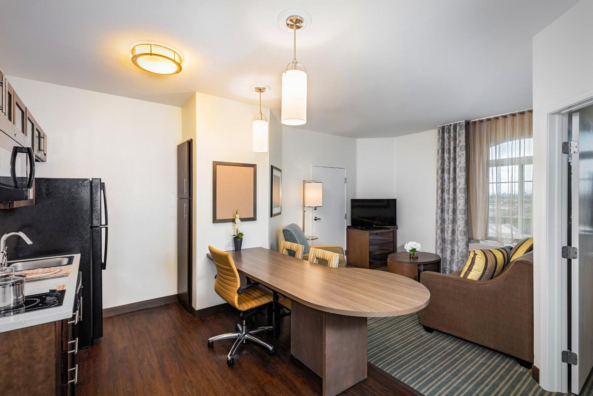 Candlewood Suites Anaheim - Resort Area By Ihg Exterior foto