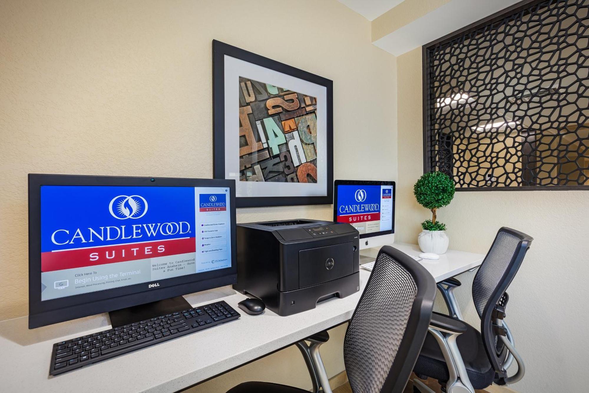 Candlewood Suites Anaheim - Resort Area By Ihg Exterior foto